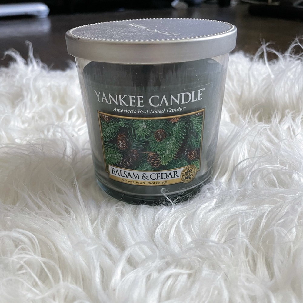 Balsam & Cedar Small Tumbler Yankee Candle - MAKE AN OFFER